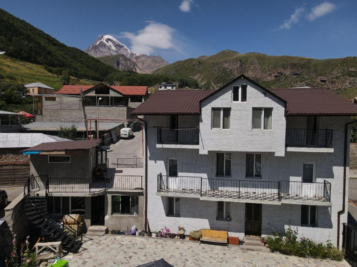 Kazbek View Hostel Kazbegi Exterior foto